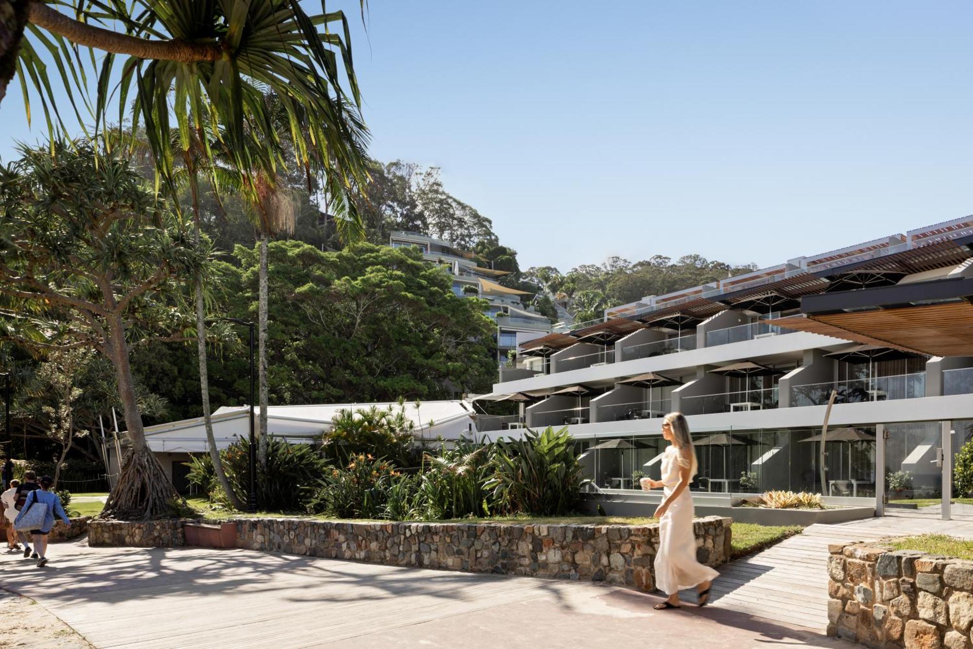 Netanya Noosa Beachfront Resort Exterior foto
